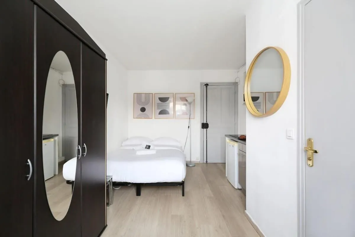 Apartment Studio Moderne Hopital Cochin - Paris 13 - 2P - Flat-Guest France